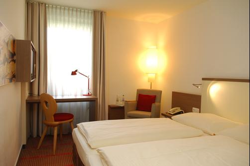 Landhotel Martinshof - Munich - Double room