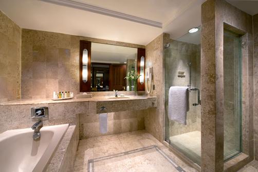 The Sultan Hotel - Jakarta - Bathroom