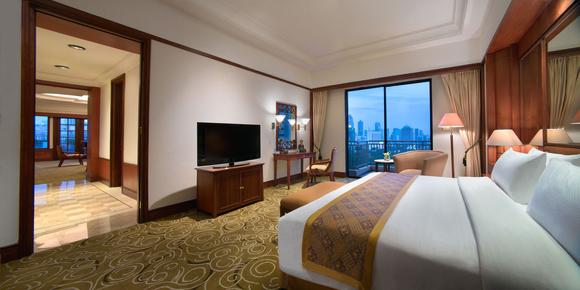 The Sultan Hotel - Jakarta - Bedroom