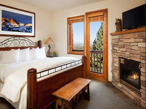 Juniper Springs Resort - Mammoth Lakes - Bedroom