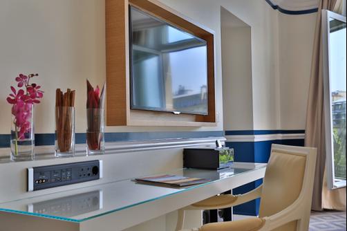 Fraser Suites Le Claridge Champs-Elysees - Paris