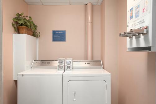 Days Inn Bangor - Bangor - Laundry facility