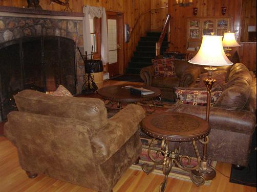 Camp Richardson Resort & Marina - South Lake Tahoe - Front desk