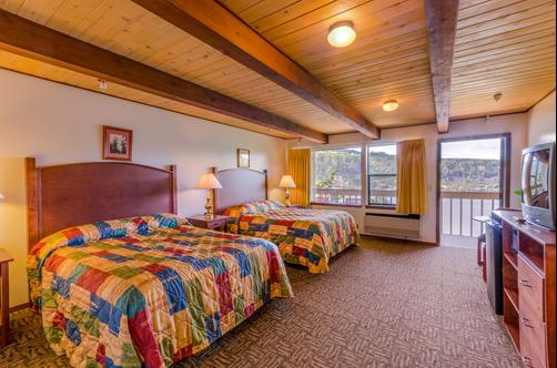 Vagabond Lodge - Hood River - Queen bedroom