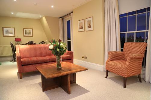 The Cranley - London - Bedroom