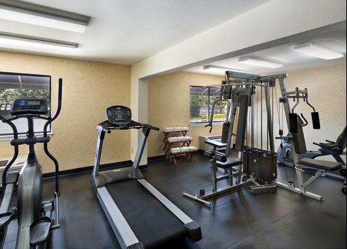 Maple Tree Inn - Sunnyvale - Gym
