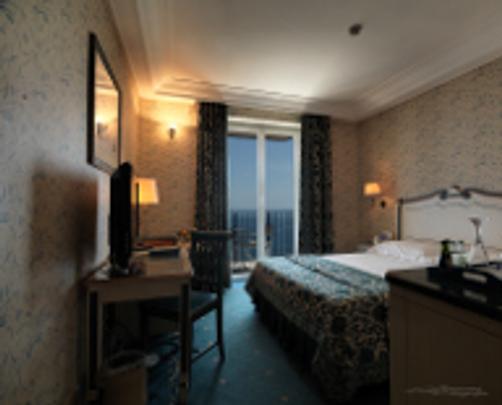 Excelsior Palace Hotel - Rapallo - Bedroom