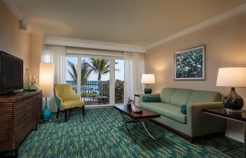 Delray Sands Resort - Highland Beach - Living room