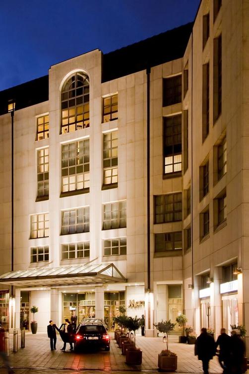 Hamburg Marriott Hotel - Hamburg - Building