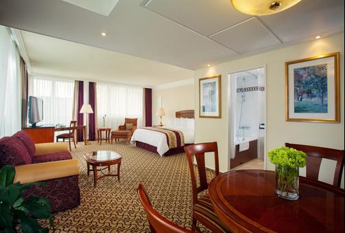 Leipzig Marriott Hotel - Leipzig - Bedroom