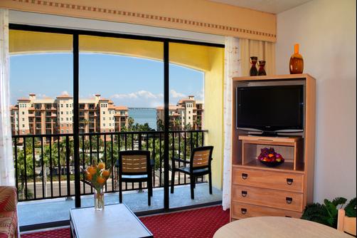 Sirata Beach Resort - Saint Pete Beach - Living room