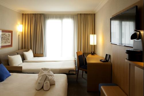 Novotel Paris Vaugirard Montparnasse - Paris - Bedroom