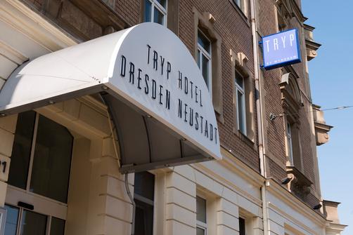Tryp by Wyndham Dresden Neustadt - Dresden - Building