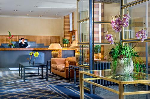 Wyndham Duisburger Hof - Duisburg - Lobby
