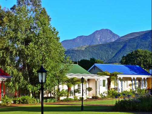 Tsitsikamma Village Inn - Stormsrivier - Building
