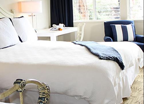 Lamp Lighter Inn & Sunset House Suites - Carmel-by-the-Sea - Bedroom