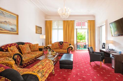 Hotel California am Kurfürstendamm - Berlin - Living room