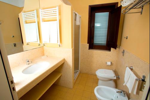 Villa Favorita - Marsala - Bathroom