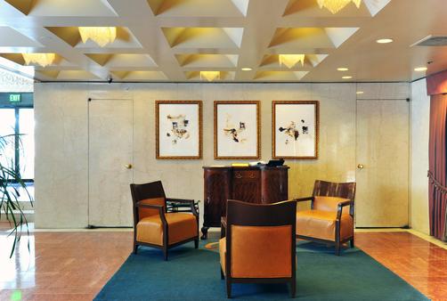 Club Donatello - San Francisco - Lobby