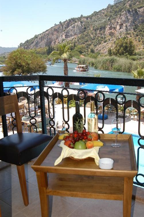 Dalyan Tezcan Hotel - Dalyan - Balcony