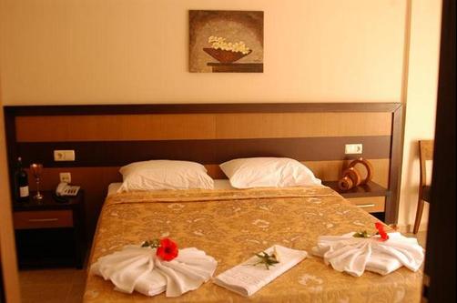 Dalyan Tezcan Hotel - Dalyan - Bed