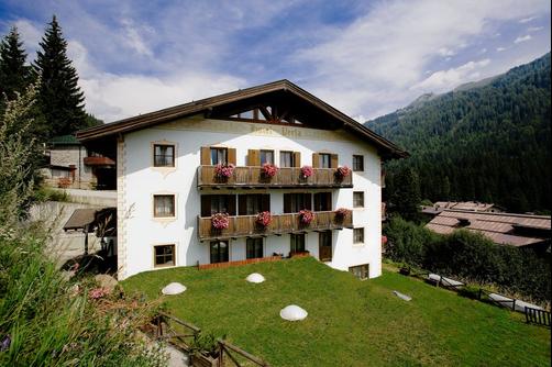 Hotel Perla - Madonna Di Campiglio