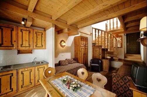 Hotel Perla - Madonna Di Campiglio
