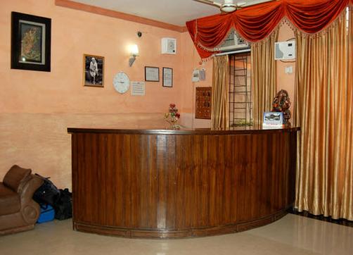 Avp House - Noida - Front desk