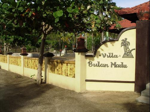 Villa & Spa Bulan Madu - Gili Air - Building