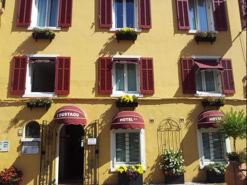 Hôtel L'Oustaou - Le Lavandou - Building