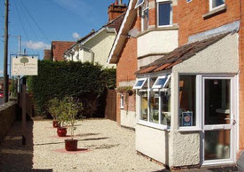 Apple Tree Guest House - Glastonbury - Building