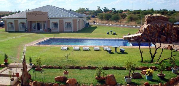Adansonia Hotel - Francistown - Pool