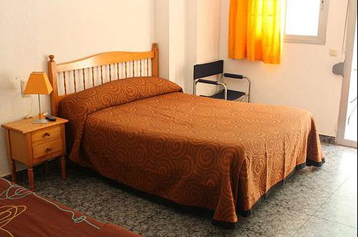 Pensión Castellana - Cullera - Bedroom