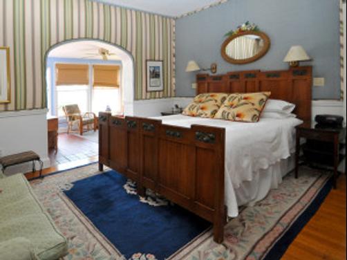 Sea Breeze Manor - Gulfport - Bedroom