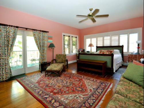 Sea Breeze Manor - Gulfport - Bedroom