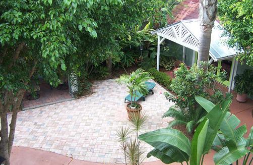 Sea Breeze Manor - Gulfport - Patio