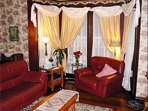The Old Pineapple Inn - Melbourne - Living room