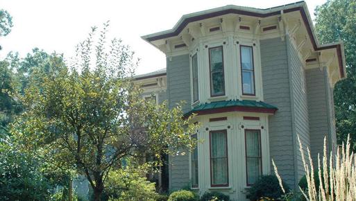 Black Squirrel Inn - Wooster - Building