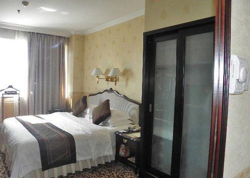 Silver Star Hotel - Korla - Bedroom