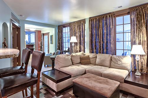 Cedar Crest Inn - Asheville - Living room