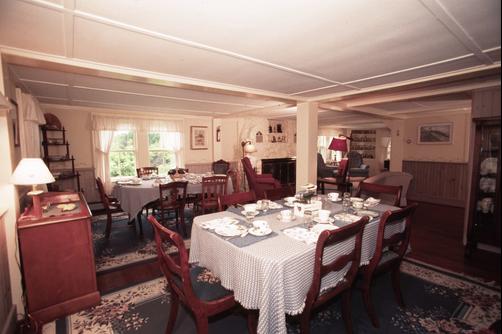 Brannon Bunker Inn - Walpole - Restaurant