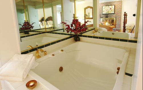 The Villa - Westerly - Bathroom