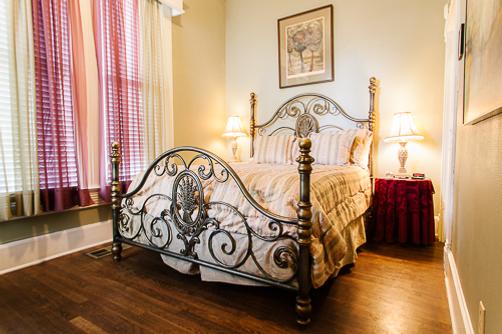 Star of Texas Inn - Austin - Bed
