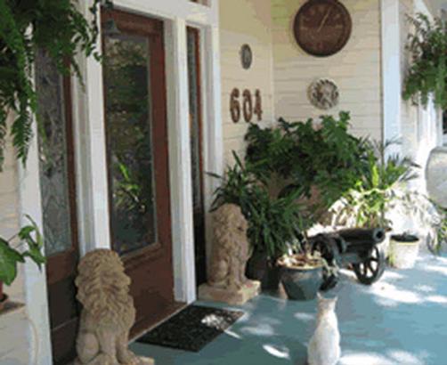 Strickland Arms Bed And Breakfast - Austin - Building