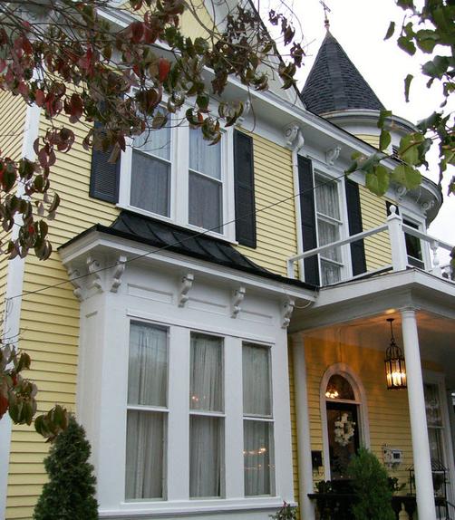 Stanley House Inn, Inc. - Marietta - Building