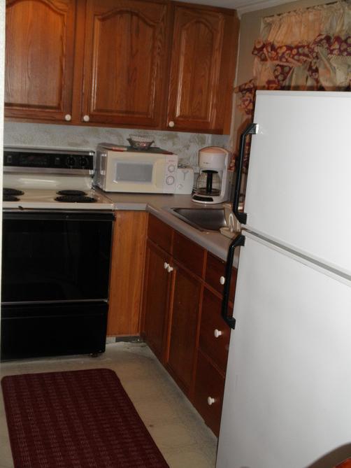 Stanley House Inn, Inc. - Marietta - Kitchen