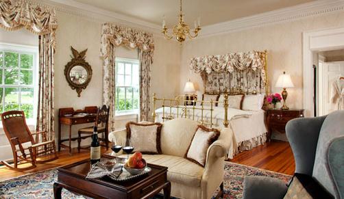 Inn at Warner Hall - Gloucester - Bedroom