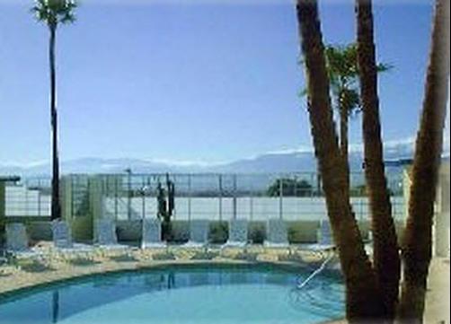 Living Waters Spa - Desert Hot Springs - Pool