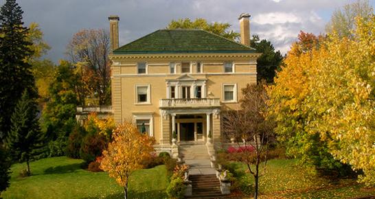 Cotton Mansion - Duluth - Building