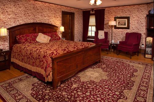 The Golden Lantern Inn - Red Wing - Bedroom
